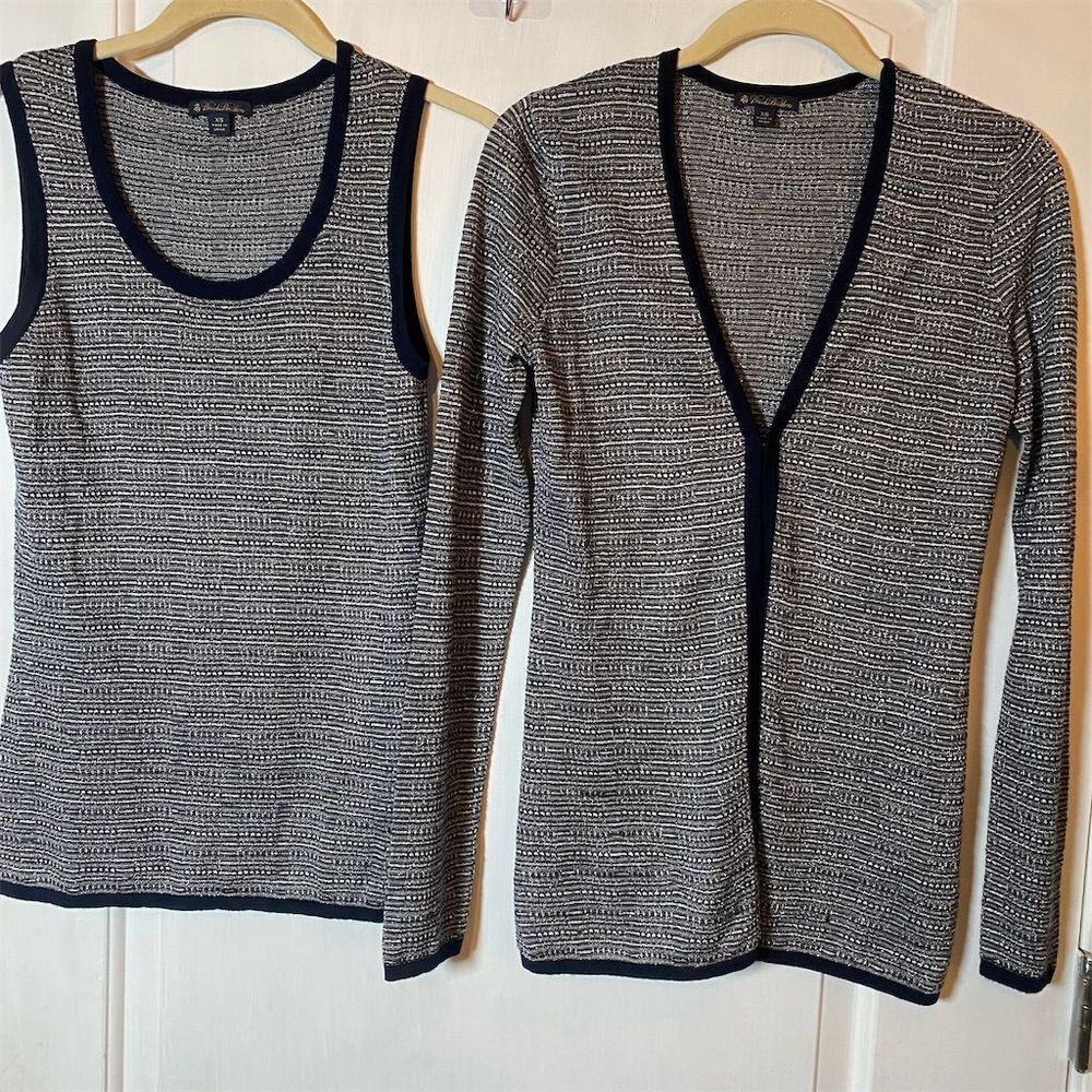 Brooks Brothers Navy and White Women's Cardigan Set - Picture 2 of 14